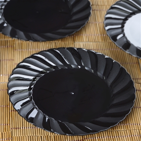 12 Pack - Black 7.5" Flaired Round Disposable Plate - Chambury Plastics