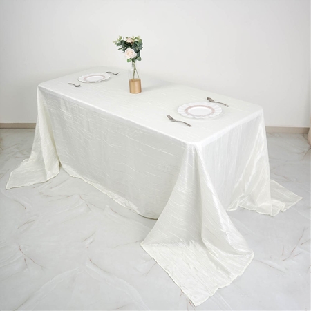 90" x 132" Ivory Accordion Crinkle Taffeta Rectangular Tablecloth