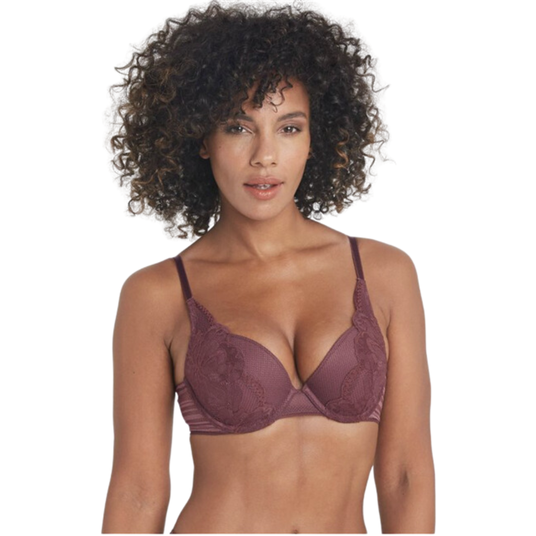 100pc. Overstock Women's Bras from Bali. New in poly bags.