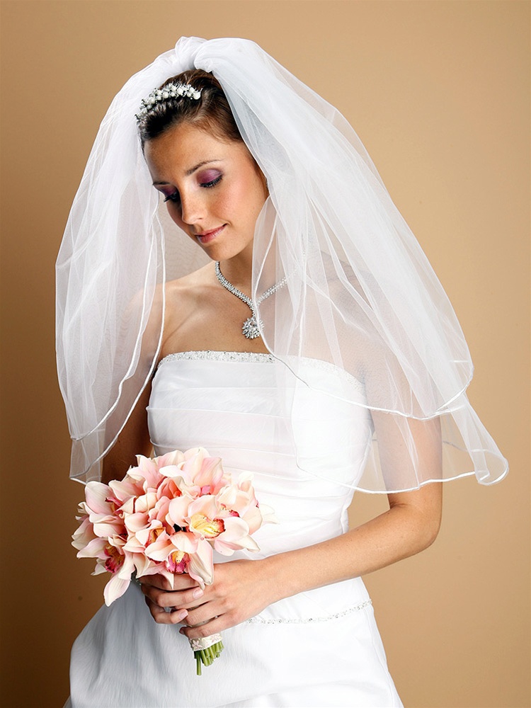 Mariell Wholesale 2-Layer 36" White Fingertip Bridal Veil with Rounded Satin Cord Edge