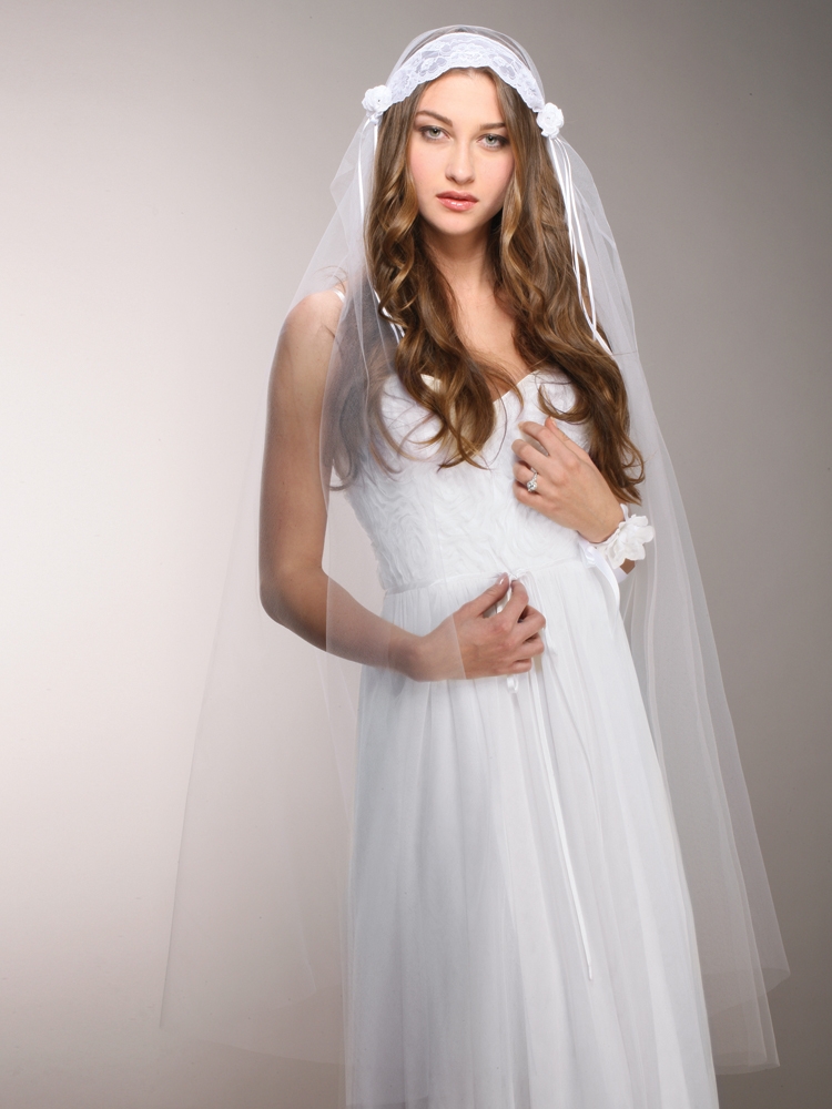 White Vintage Lace Juliet Veil with Rosebuds<br>3914V-W