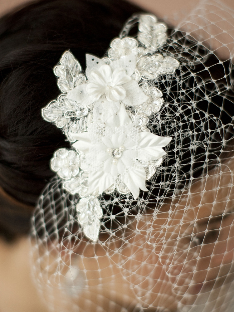 French Net Vintage Bridal Veil with Ivory Beaded & Floral Lace Applique<br>4104V-I