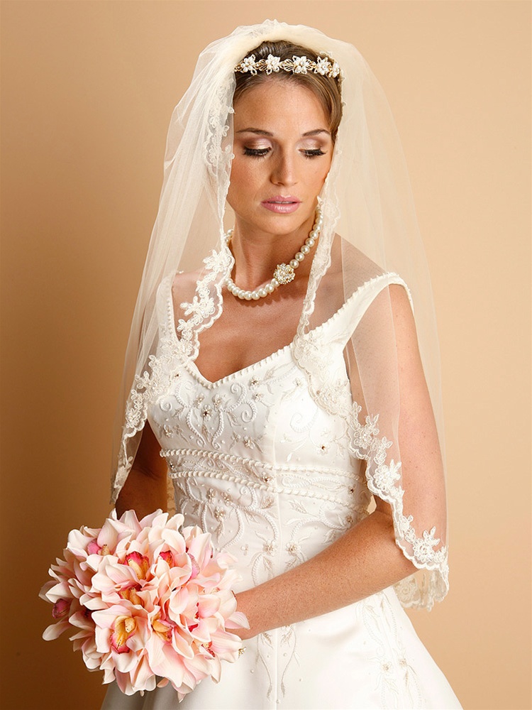 Lace Embroidered Mantilla Wedding Veil - Ivory -<br>887V-36-I