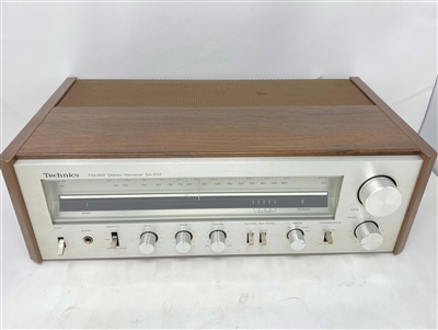 Technics SA-202 AM/FM Stereo Receiver