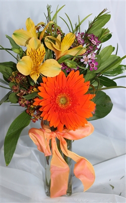 2 Feature Flower Arrangement