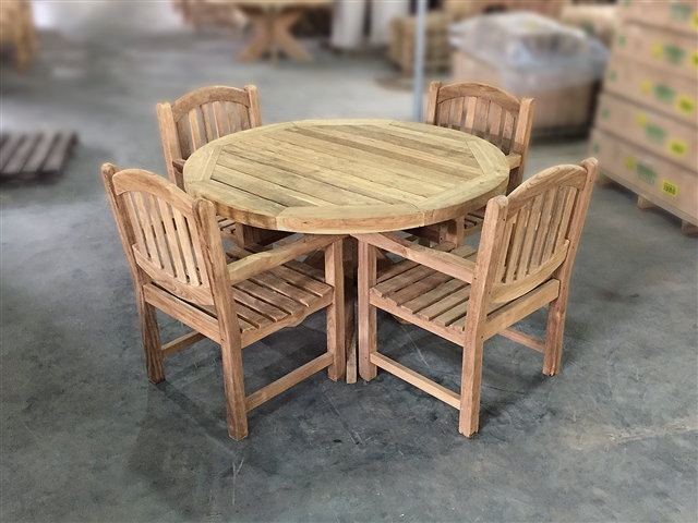 Georgia Teak Round Table 130cm/51" SET w/ 4 Manchester Arm Chairs Rustic