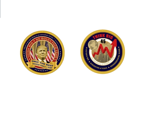 2018 and 2019 Greetings from the White House Coin with President Trump, Melania Trump, Vice President Pence and Karen Pence. President Coins From Official White House Gift Shop Secret Service Store Gifts, Coins, Ornaments Collection.