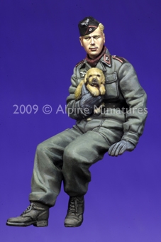 Alpine 35088 - German Panzer Crew with Puppy