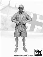 Black Dog F32072 - German Luftwaffe Pilot No. 4, Africa 1940-45