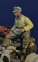 D-Day 35186 - Waffen SS Soldier, Hungary, Winter 1945 (for back seat)