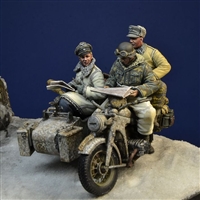 D-Day 35187 - Waffen SS Motorcycle Crew, Hungary, Winter 1945