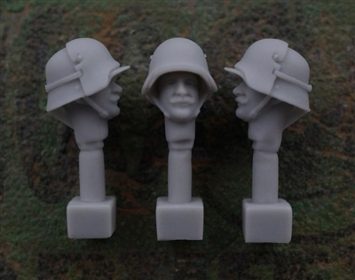 Jon Smith SH13 - 1/32 German Head - M1916 Steel Helmet with Armoured Plate and Beard