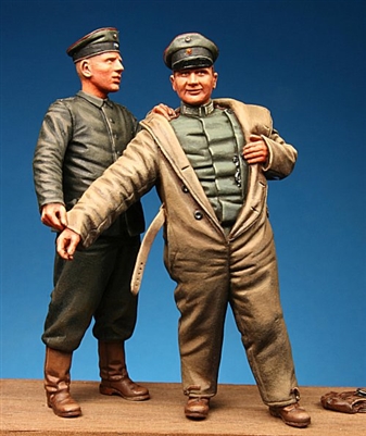 Model Cellar MC32008 - WW1 German Pilot & Mechanic