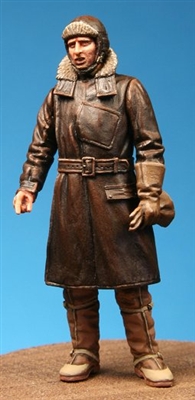 Model Cellar MC48009 - WW1 British RFC Pilot in Flight Suit