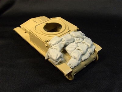 Panzer Art RE35-083 - Sand Armor for Fiat 13/40 (Tamiya Kit)