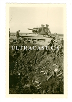 German Soldiers Examine an Abandoned Russian Matilda Tank, Russia, Original WW2 Photo