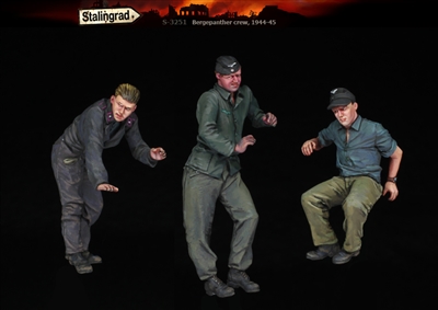Stalingrad 3251 - Bergepanther Crew, 1944-45