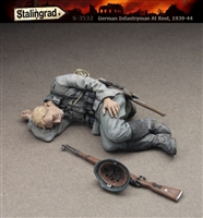 Stalingrad 3532 - German Infantryman at Rest, 1939-44