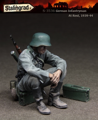 Stalingrad 3536 - German Infantryman at Rest, 1939-44