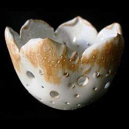 Bowl Ceramic Small Waterlily - Natural White..