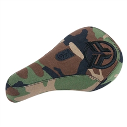 Federal Mid Pivotal Logo Seat Camo Raised Logo