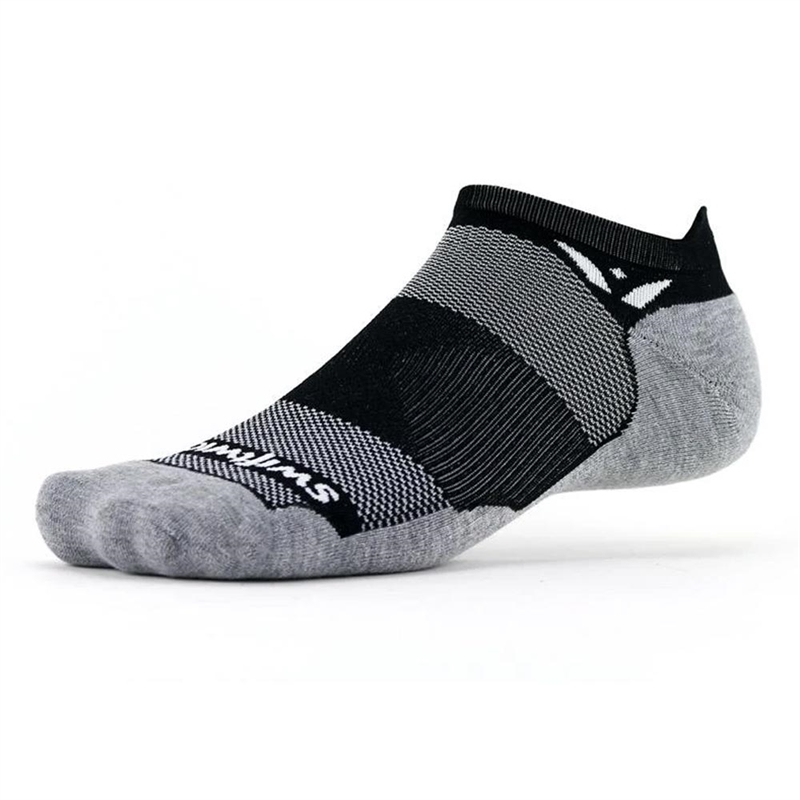 Swiftwick Maxus Zero Tab Socks