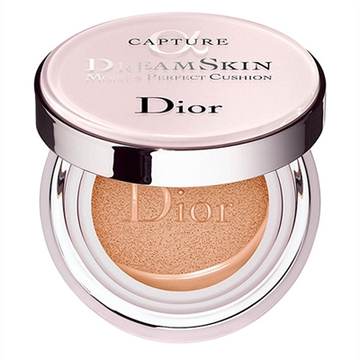 Christian Dior Capture DreamSkin Moist  Perfect Cushion SPF 50 010 Ivory 0.5oz / 15g