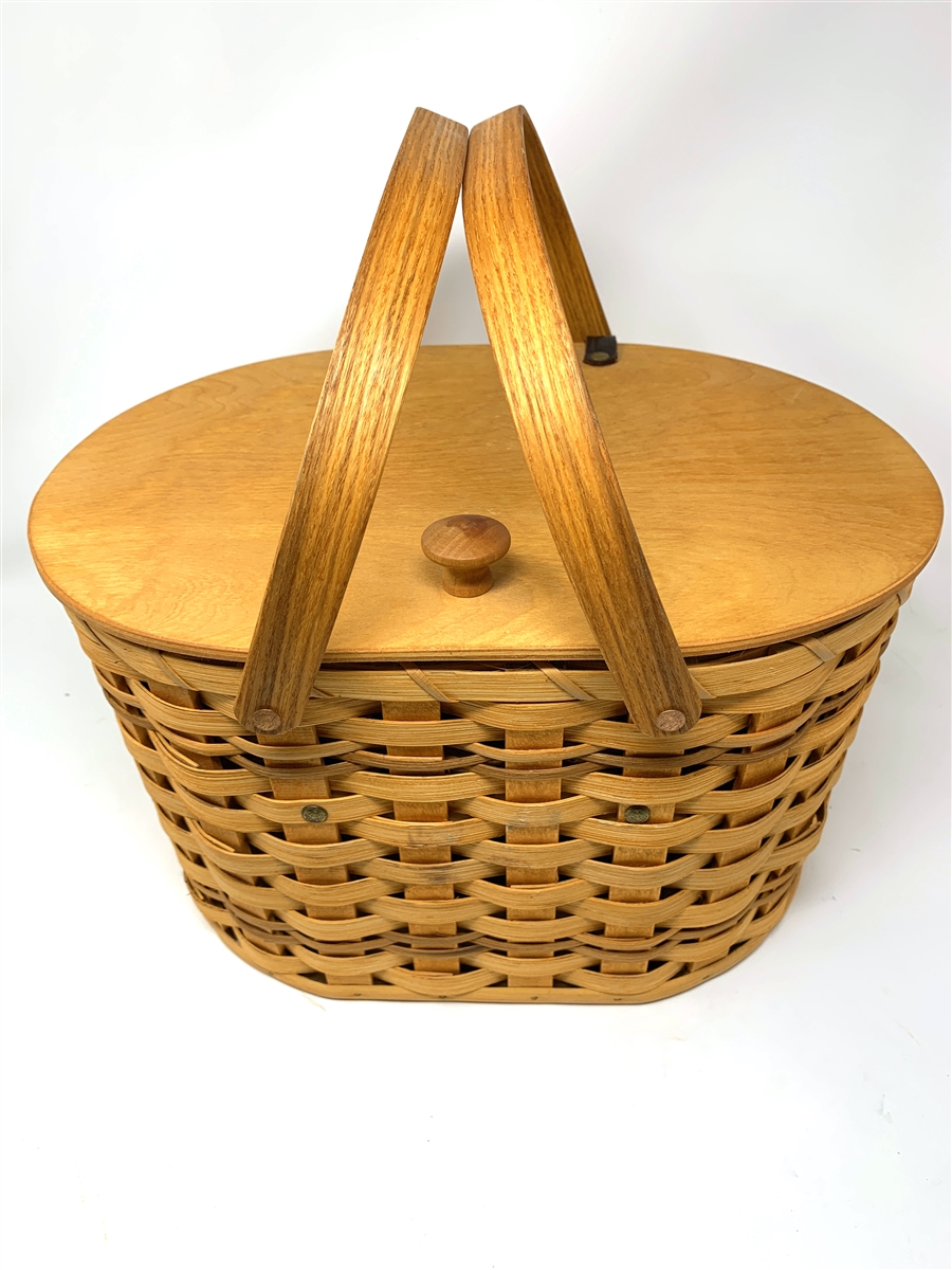 Amish handmade and perfectly constructed. Features a removable tray and  plenty of room for sewing projects in lower portion of basket.