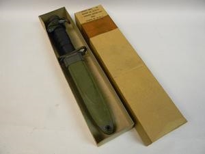 US GI M4 BAYONET RUBBER HANDLE ORIGINAL IN BOX.