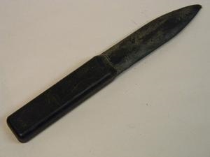 RARE! EAST GERMAN RUBBER TRAINING KNIFE