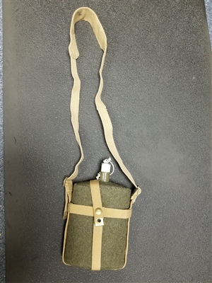 BRITISH WWII CANTEEN WITH SPIDER HOLDER AND SHOULDER STRAP.