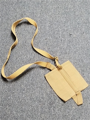 BRITISH WWII CANTEEN HOLDER CLOSED WITH SHOULDER STRAP.