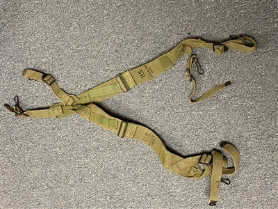 US GI WWII O.D. SUSPENDERS 1945 DATED.