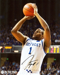 Darius Miller Autographed 8X10 (shoot)