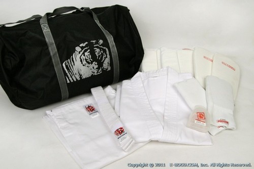 Karate uniform + Protectors + Bag combination