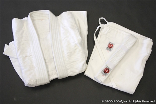 Outlet  Judo/Aikido Uniform