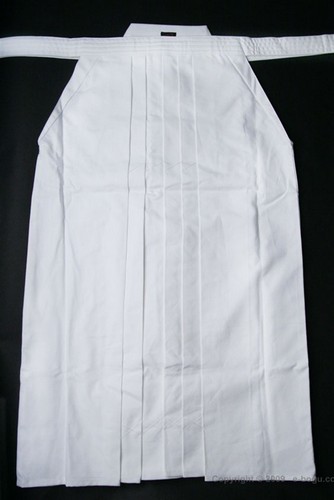 Outlet Top Quality 8,000 WHITE Hakama - Size 24