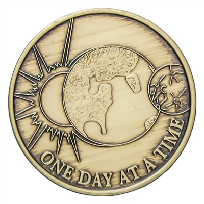Recovery Slogan Bronze Medallion featuring One Day at a Time, (Sun-Earth-Moon) image and the serenity prayer - BRM 78