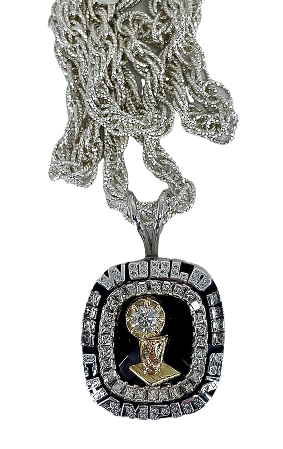 2006 Miami Heat NBA World Champions 14K Gold & Diamond Pendant!