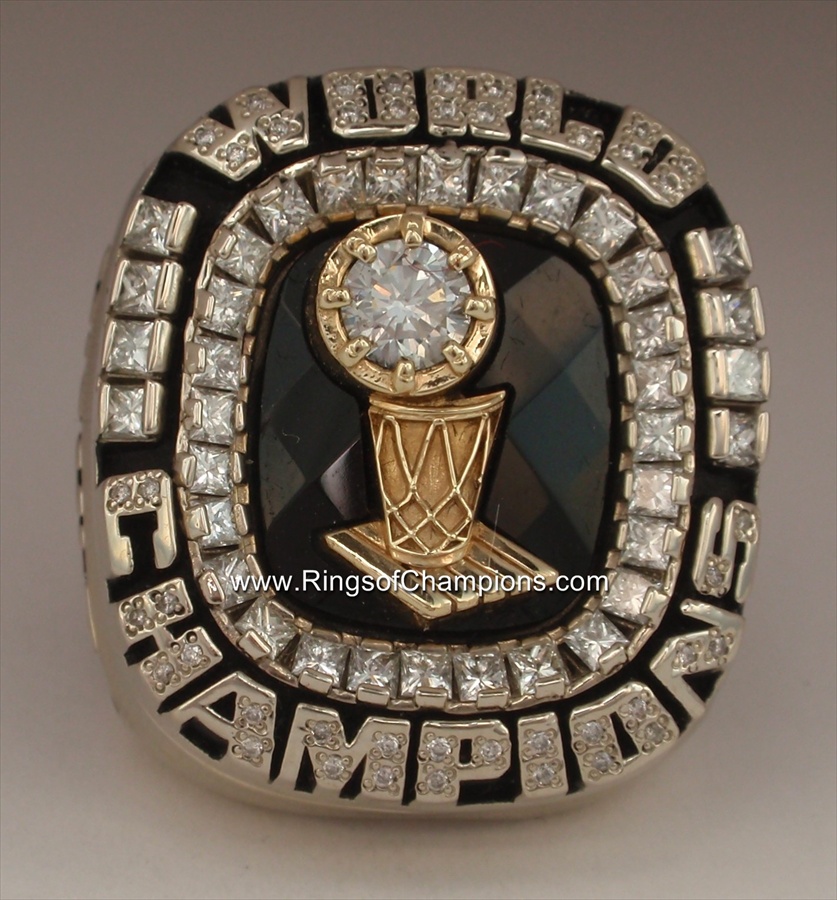 A championship ring made for Shaquille O'Neal of the Miami Heat is... News  Photo - Getty Images