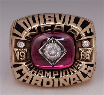 1986 Louisville Cardinals NCAA Basketball "National Champions" 10K Gold Ring!