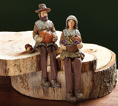 Pilgrim Shelf Sitters - Man and Woman