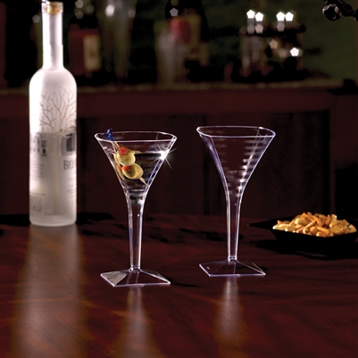 Emi-Yoshi Emi-Smtg8 Square 8 oz Large Disposable Plastic Martini Glasses