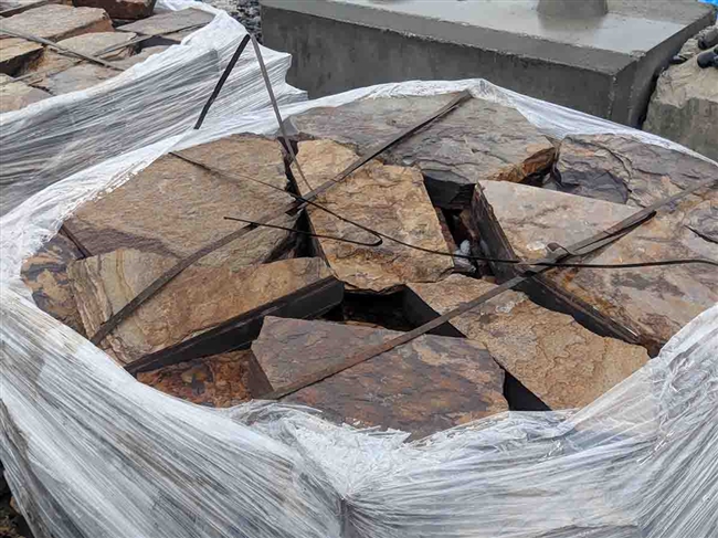 Three Rivers Flagstone Patio 2-1/2" Ton Price