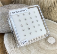Flower Nose Stud white