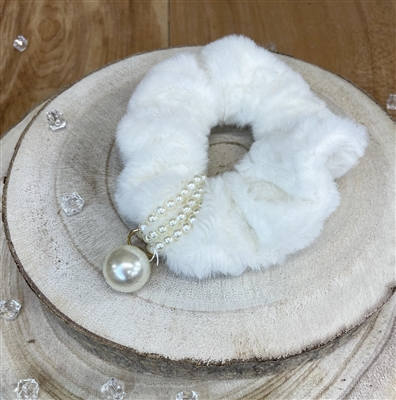 faux fur scrunchie in 2 colours