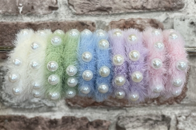 2 piece  faux fur elastic with pearl detail