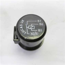 XJ6 XJ12 Relay - Black DAC1027 SRB402