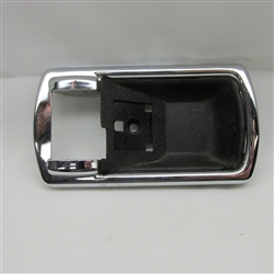 XJ6 XJ40 X300  Left Door Escutcheon GNA1107AB