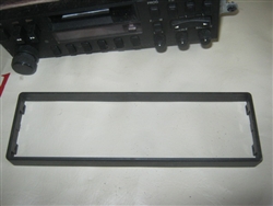 XJ6 XJ12 Radio Escutcheon (Surround Trim) - JLM407